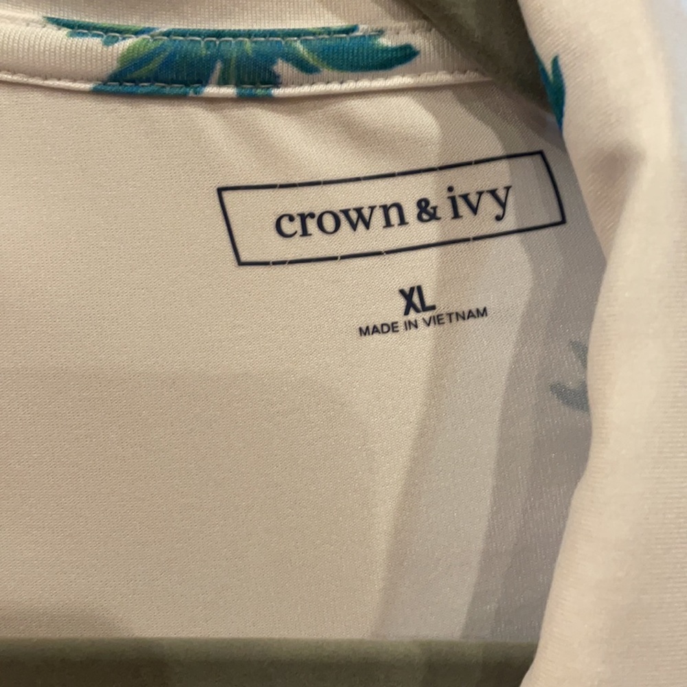 Have a Crown & Ivy polo shirt - Picture 2 of 3